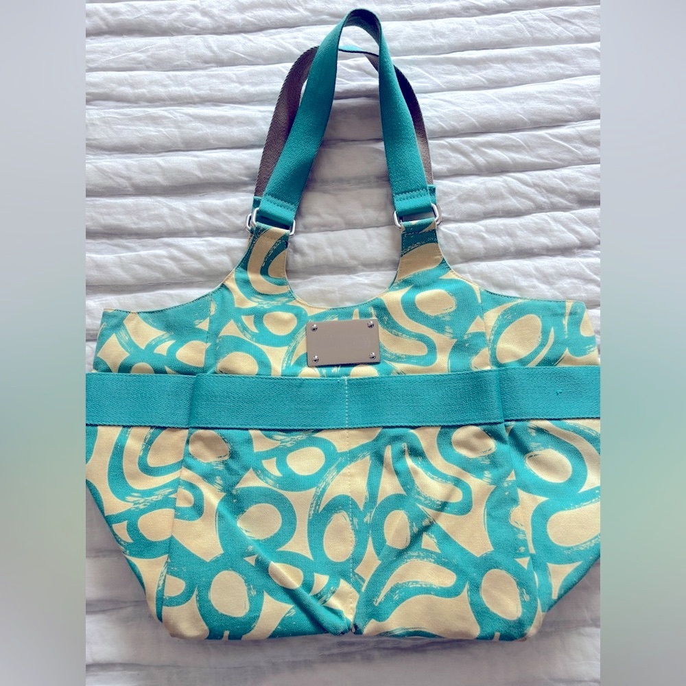 🏖️BEACH TOTE🏝️ Stylish Blue and Cream Tote Bag